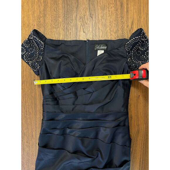 La Femme Off the Shoulder Beaded Satin Trumpet Gown in Color Navy in Size 6 NWOT - Picture 10 of 10